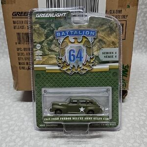 1940 Ford Fordor Deluxe U.S. Army Staff Car Limited Edition 1:64 Scale Die-cast